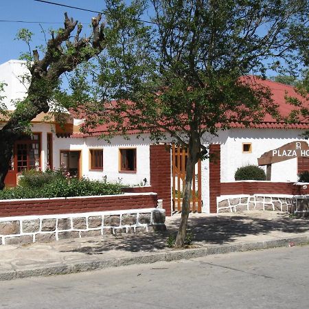 Plaza Hotel Капила дел Монте Екстериор снимка